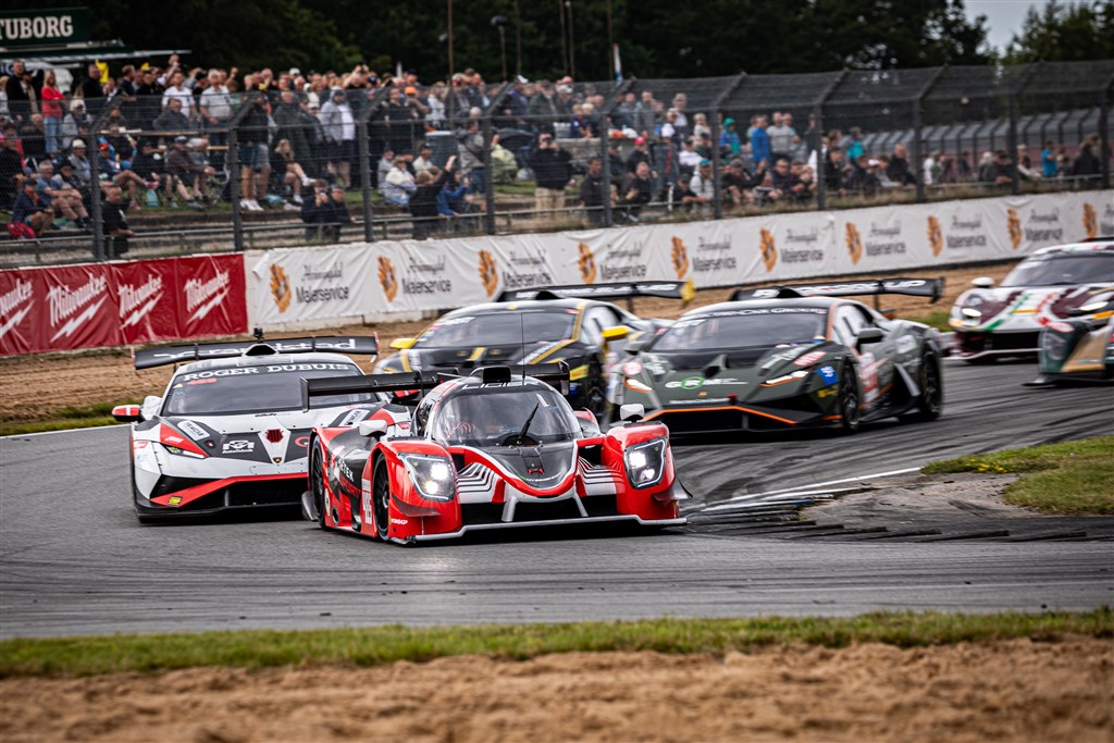 25 potente racerbiler imponerede ved Grand Prix Danmark
(Foto: Grippo)
